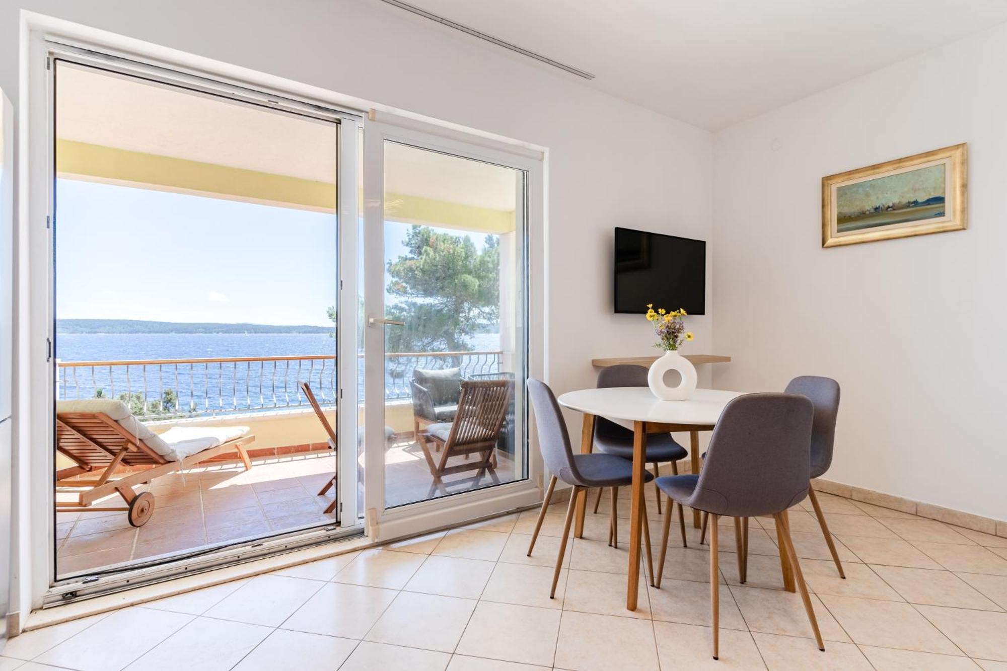 Villa Marin - 4 Apartments Zavala Extérieur photo