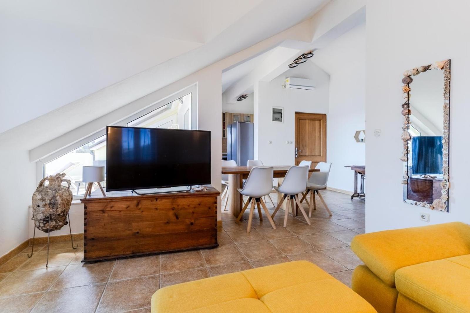 Villa Marin - 4 Apartments Zavala Extérieur photo